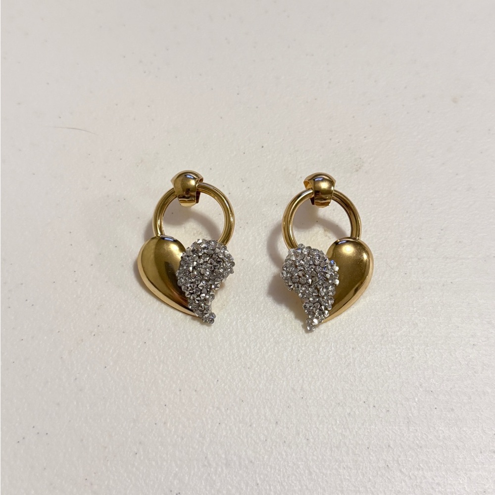 ⚜️ Elegant Gold and Silver Heart Earrings - Picture 6 of 7